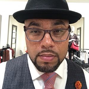 Meet your Posher, Neal